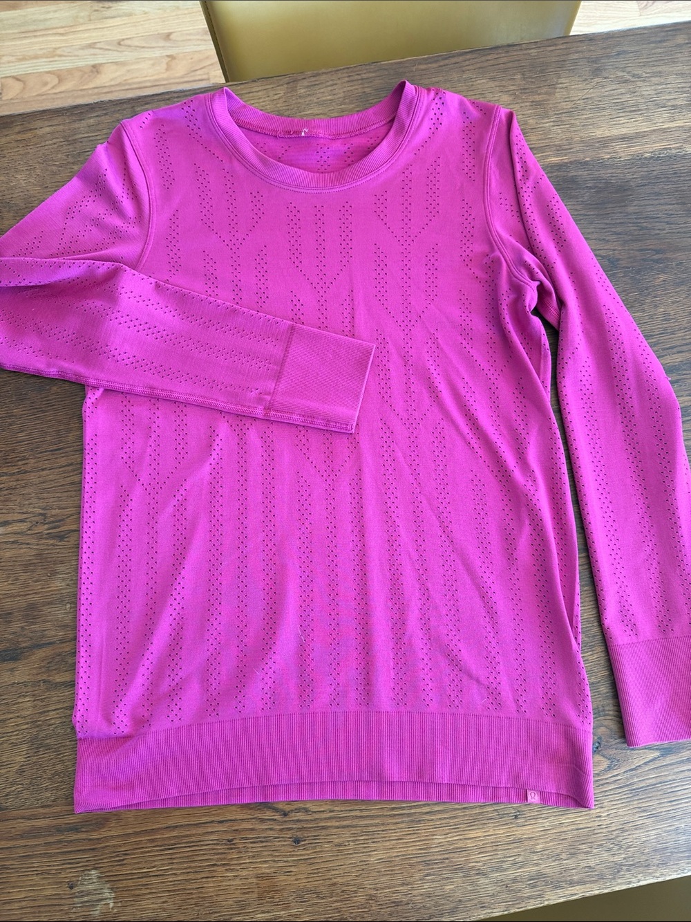 Lululemon Swiftly Breathe Long Sleeve
